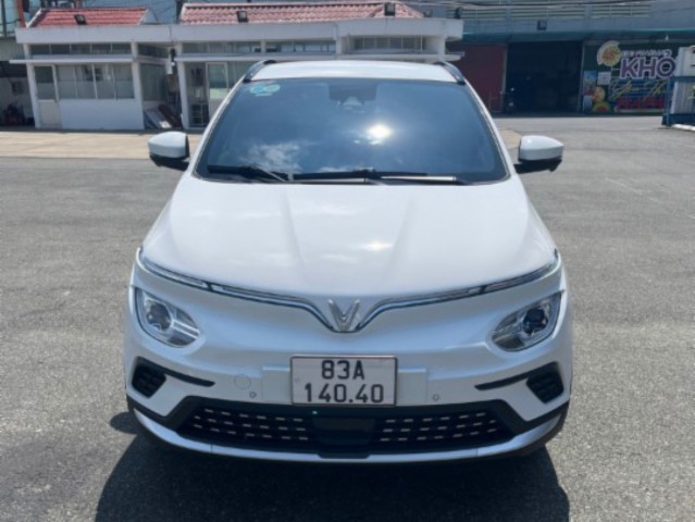 Cho thuê xe tự lái Cần Thơ VINFAST VF E34 2022